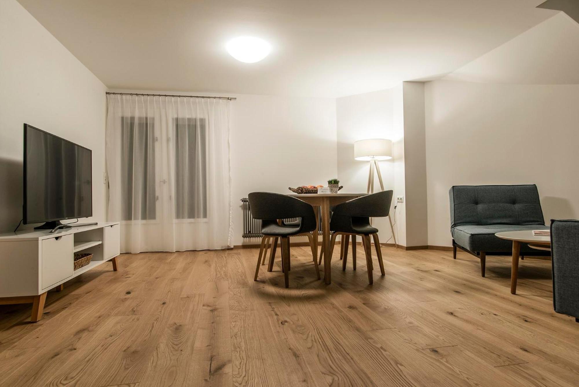 Апартаменты Haus Kapell Шрунс Экстерьер фото